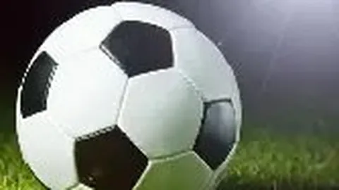 美国9月耐用品订单环比增0.5%，逊于预期2.9%，预估值0.3%，关注外汇行情