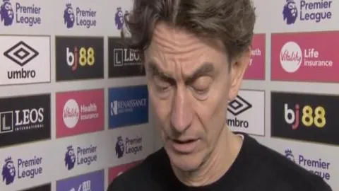 王艺迪开局强劲，首局连赢5分，占据局点领先世界亚军